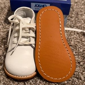 Josmo Unisex Oxford Shoes size 4c